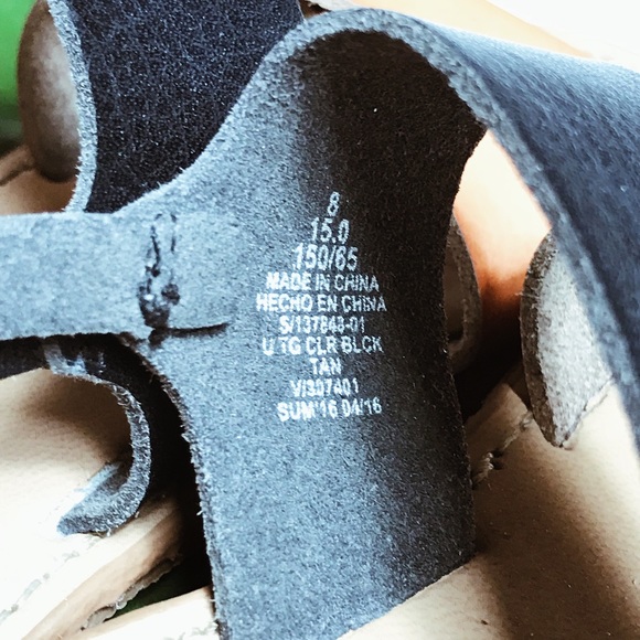 Old Navy Toddler Vegan Leather Sandal - Picture 4 of 4